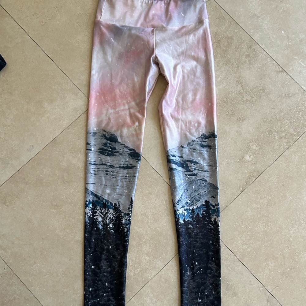 Goldsheep Women’s pink Mountain Leggings Size Small